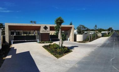 CASA PRE VENTA MÉRIDA, UNA PLANTA, LUJOSA, 402M2, PRIVADA ADANA XCANATUN.
