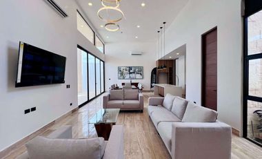 CASA PRE VENTA MÉRIDA, UNA PLANTA, LUJOSA, 402M2, PRIVADA ADANA XCANATUN.