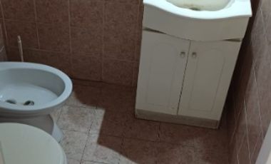 Casa PH en venta en Gerli Este
