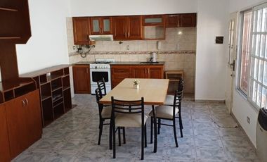 Casa PH en venta en Gerli Este