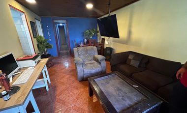 Casa en venta en LA GRANJA