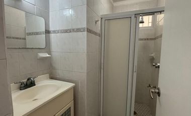 Venta Casa sobre Av. Principal ideal para Negocio, Altabrisa.