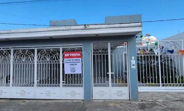 Venta Casa sobre Av. Principal ideal para Negocio, Altabrisa.
