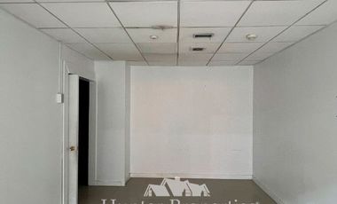 Local Comercial en Arriendo en A pasos Alto Las Condes