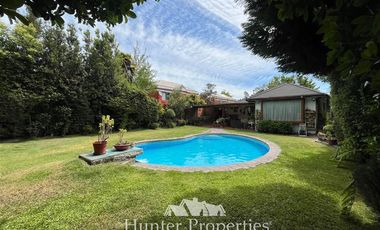 Casa en Venta en The Grange School - Country Club - Metro Príncipe de Gales