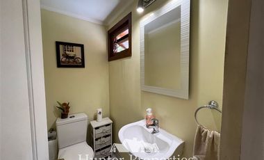 Casa en Venta en The Grange School - Country Club - Metro Príncipe de Gales
