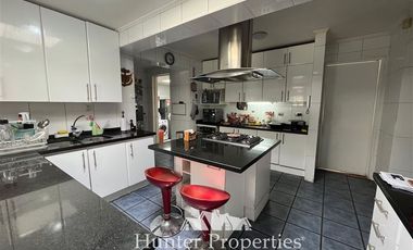 Casa en Venta en The Grange School - Country Club - Metro Príncipe de Gales