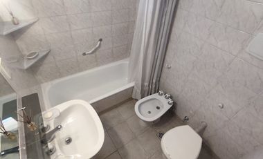 Casa PH en venta en Ramos Mejia Sur