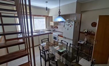 Casa PH en venta en Ramos Mejia Sur