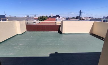 Casa PH en venta en Ramos Mejia Sur