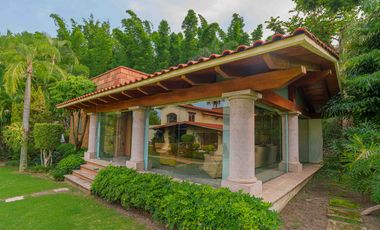 Finca de Lujo en Los Apantles, Jiutepec
