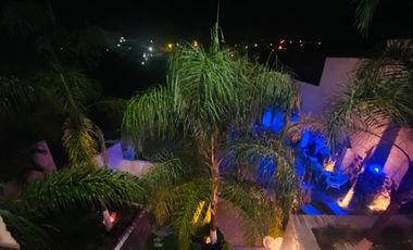 Linda casa en venta en fraccionamiento en Av. Palmira, Mor.