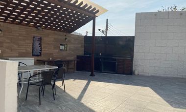 Linda casa en venta en fraccionamiento en Av. Palmira, Mor.