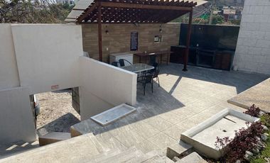 Linda casa en venta en fraccionamiento en Av. Palmira, Mor.