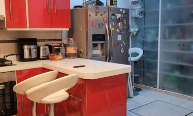 Linda y muy comoda casa en venta en Jardines del pedregal