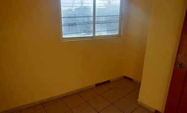 locales comerciales en venta con cuartos en la parte de arriba