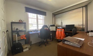 Oficina en Venta en Dragones de la Reina