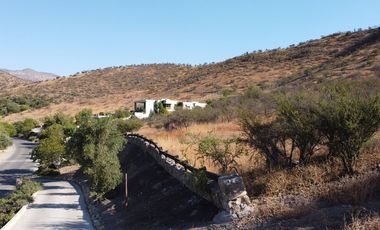 Terreno con linda vista y gran seguridad en Piedra Roja