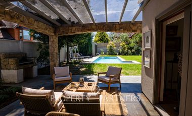 Espectacular propiedad remodelada en el Portal de la Frontera