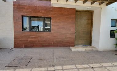 CASA EN VENTA EN ALTOZANO, GOMEZ PALACIO, DURANGO.