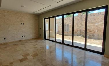 CASA EN VENTA EN ALTOZANO, GOMEZ PALACIO, DURANGO.