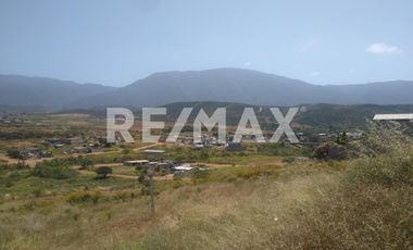 Terreno en Venta Lomas de Mendoza. - (3)
