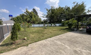 Peaceful Nature Family House