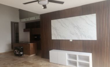 CASA EN PRIVADA, TEMOZON NORTE, CON opcion PANELES AREA LAS FINCAS