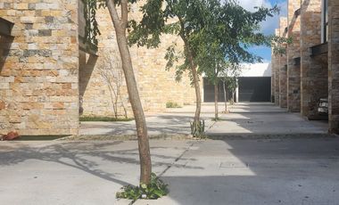 CASA EN PRIVADA, TEMOZON NORTE, CON opcion PANELES AREA LAS FINCAS