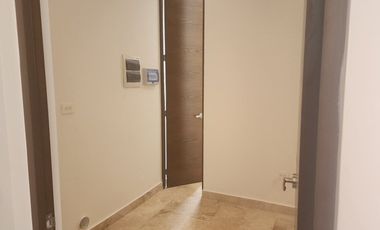 CASA EN PRIVADA, TEMOZON NORTE, CON opcion PANELES AREA LAS FINCAS