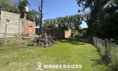Casa en venta en Los Cardos Cardales 2 lotes