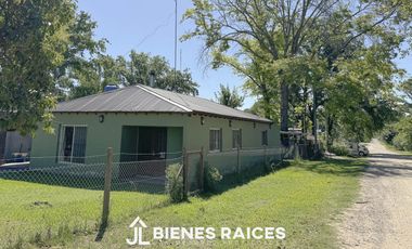 Casa en venta en Los Cardos Cardales 2 lotes