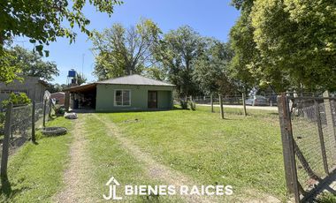 Casa en venta en Los Cardos Cardales 2 lotes