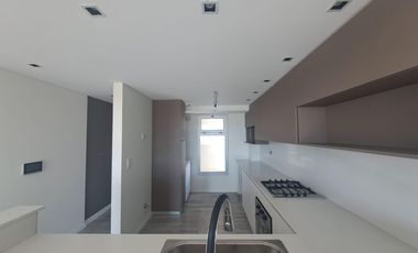 VENTA DEPARTAMENTO  4 AMB BALCON GIMNASIO REMEDIOS DE ESCALADA