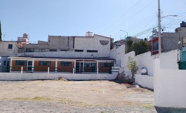 Terreno con oficinas en renta en Corregidora