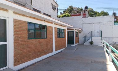Terreno con oficinas en renta en Corregidora