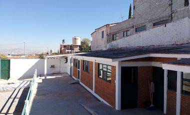 Terreno con oficinas en renta en Corregidora