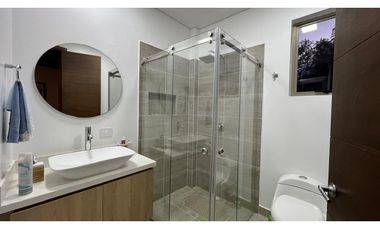 ARRIENDO CASA CON 3 HABIT. EN PARCELACION LLANOGRANDE
