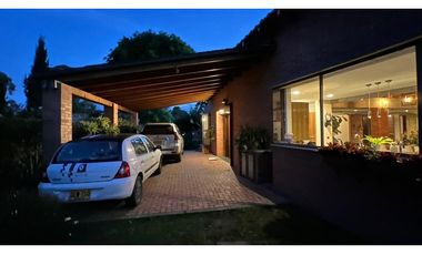 ARRIENDO CASA CON 3 HABIT. EN PARCELACION LLANOGRANDE