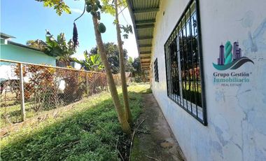 VENDO CASA TRES HABITACIONES Y EN LOTE DE MIL METROS BUGABA