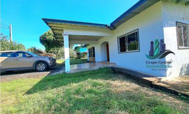 VENDO CASA TRES HABITACIONES Y EN LOTE DE MIL METROS BUGABA