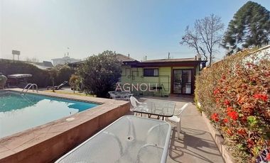 Casa en Venta en 600 metros de Los Cobres de Vitacura