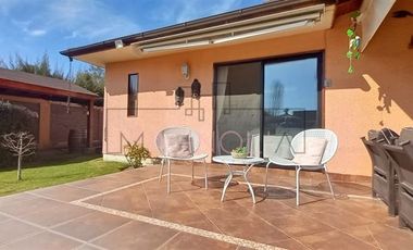 Casa en Venta en Lago Rapel