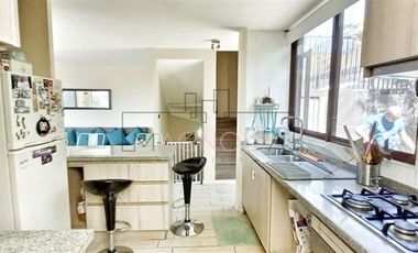 Casa en Venta en Cercano Colegio Manquecura