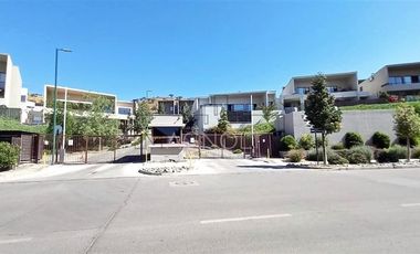 Casa en Venta en Cercano Colegio Manquecura