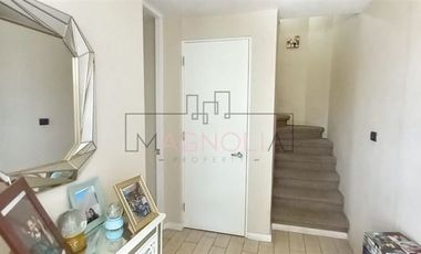 Casa en Venta en Cercano Colegio Manquecura