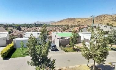 Casa en Venta en Cercano Colegio Manquecura