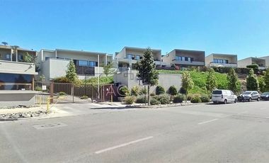Casa en Venta en Cercano Colegio Manquecura