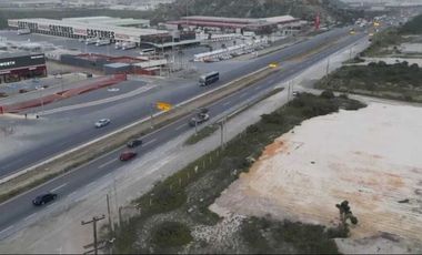 RENTA de terreno industrial de 3 ha en Santa Catarina