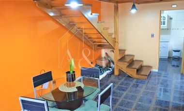 Casa en Venta en Entre Av. José Joaquín Pérez con Av. La Estrella